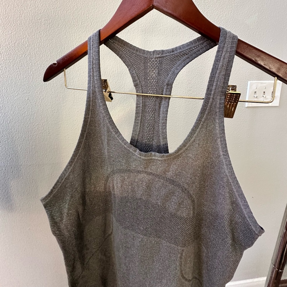LULULEMON Gray Women's Tank Top